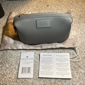 Dagne Dover Hunter toiletry bag -small NWT color-sage